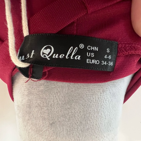 NWT Just Quella Burgundy Ruched Bodycon Dress, Size 4-6 - Picture 3 of 4